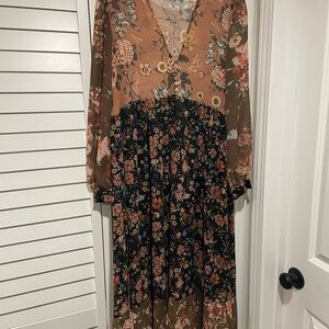 Floral V-Neck Long Sleeve Dress